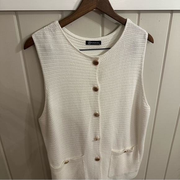 PrettyGarden White Sleeveless Knit Vest - Picture 2 of 8